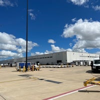 Photo taken at United Cargo by Kevin B. on 8/9/2022