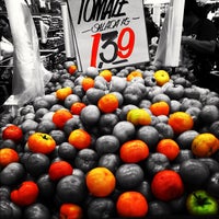 Photo taken at Supermercado Rossi by Flavio A. on 10/24/2012