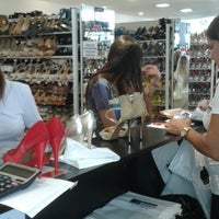 Mega Shoes - Shoe Store in Barra da Tijuca