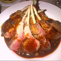 Foto scattata a Casa di Amici Restaurant da BOHICA M. il 12/8/2012