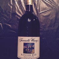 12/25/2014にMISSLISAがWhite Horse Wine &amp; Spiritsで撮った写真