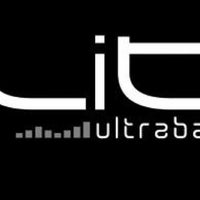 Foto tirada no(a) LiT UltraBar por MISSLISA em 11/14/2012