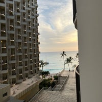 Foto tomada en Outrigger Waikiki Beach Resort  por jeffrey a. el 12/28/2021