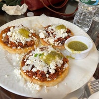 11/28/2021 tarihinde Peter C.ziyaretçi tarafından Aztlan Mexican Grill'de çekilen fotoğraf