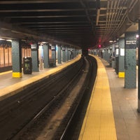 Photo taken at MTA Subway - Whitehall St (R/W) by Peter C. on 6/23/2021