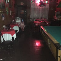 Foto scattata a Kelly&amp;#39;s Bar and Grill da Christian D. il 5/14/2016