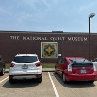 Foto tirada no(a) The National Quilt Museum por Brenda S. em 6/8/2023