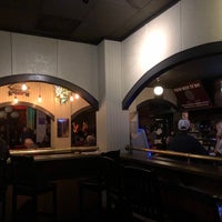 Foto diambil di Pat&amp;#39;s Pub &amp;amp; Brewhouse oleh Trevor pada 10/4/2018