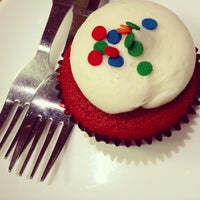 Photo taken at Buttercupp - A Cupcake Shoppe by Vishal S. on 12/23/2013