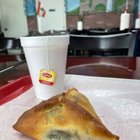 Review Cedars Bakery