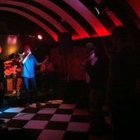 Снимок сделан в Ella Lounge пользователем Gregory S. 11/20/2012