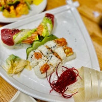 Foto tirada no(a) Happy Sushi por Nam-kyu C. em 3/17/2023