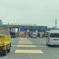 Photo taken at Pasteur Toll Gate by Ayu P. on 12/31/2021