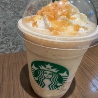 Photo taken at Starbucks by Fumi on 9/4/2023