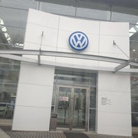 Photo taken at Volkswagen Медведь АТЦ by Анастасия И. on 11/4/2012
