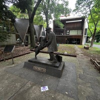 Photo taken at 上野英三郎博士とハチ公の像 by Soukaku on 10/8/2023