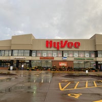 Photo taken at Hy-Vee by Travisimo! on 9/29/2019