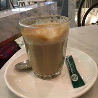 Foto tirada no(a) Caffe Contessa por Aisha A. em 2/29/2016