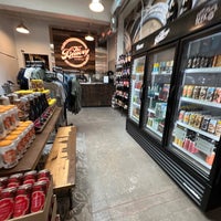 2/18/2022 tarihinde Stu L.ziyaretçi tarafından The Bruery Store'de çekilen fotoğraf