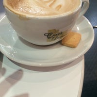 Photo taken at Caffè RōM by Kadmiel C. on 12/24/2014