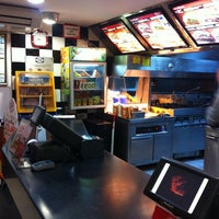 Photo taken at Burger King by ཿ༄ོ EKЯEM༄ོོོཿ on 1/23/2013