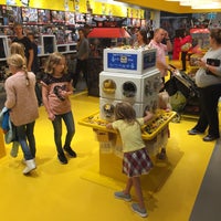 Lego Store 1 Tip From 219 Visitors