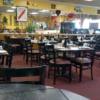 รูปภาพถ่ายที่ Chifa Du Kang Chinese Peruvian Restaurant โดย Anson Tou เมื่อ 2/27/2011