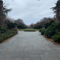 Photo taken at Osborne Garden by Barbara Ann R. on 11/27/2019