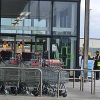 Photo taken at Sainsbury&amp;#39;s by Nat G. on 4/29/2022