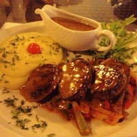 Photo taken at Maxine Cafe &amp;amp; Restaurant مطعم ماكسين by &amp;#39;Camille N. on 12/10/2012