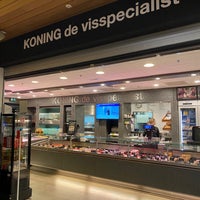 Photo taken at Koning de Visspecialist by Ivan A. on 11/16/2021
