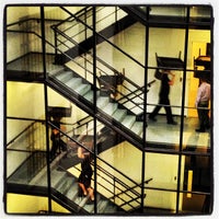 burberry contact head office