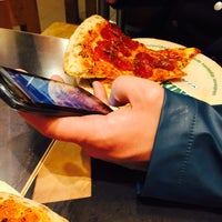 Снимок сделан в New York Pizza пользователем Steven 🤠 5/5/2017