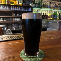 Photo taken at Molly Malone&amp;#39;s Irish Pub by Steven 🤠 on 10/29/2023