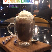 Foto tirada no(a) Embers Lounge por Asaf em 12/30/2021