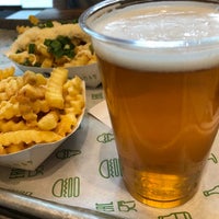 Photo taken at Shake Shack by Linzeye S. on 3/9/2019