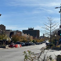 Foto tirada no(a) City Of Lawrence por James J. em 10/31/2022