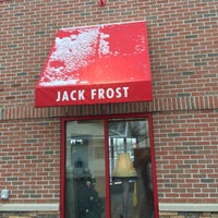 Photo taken at Jack Frost Donuts by Teresa L. on 12/24/2017