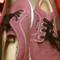 payless shoe store colorado springs