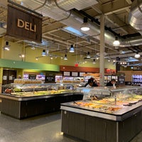 Photo taken at Whole Foods Market by ᴡᴡᴡ.Dave.ldbi.ru N. on 4/18/2019