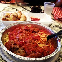 10/23/2012 tarihinde David R.ziyaretçi tarafından Joe’s New York Pizza'de çekilen fotoğraf
