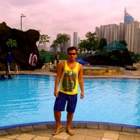 Photo taken at Swimming Pool Apartment Batavia by Antony C. on 12/31/2012