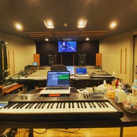Photo taken at prime sound studio form daikanyama by PENGUINS P. on 3/10/2021