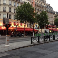 Photo taken at Boulevard du Montparnasse by Salih I. on 7/8/2015