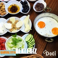 Photo prise au Doci Boşnak Mutfak Restaurant &amp; Cafe par DOCİ le8/24/2019