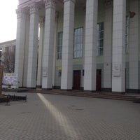Photo taken at Факультет иностранных языков ЧГПУ by Caótica A. on 3/28/2014