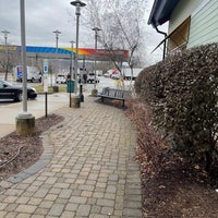 Foto tomada en Oakmont Plum Service Plaza  por Mr. Ibeabuchi el 2/17/2022