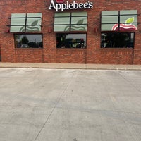Photo taken at Applebee&amp;#39;s Grill + Bar by Mr. Ibeabuchi on 6/15/2023