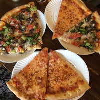 8/18/2017にJosica .がCrustini Pizzaで撮った写真