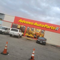 Photo taken at Advance Auto Parts by Leandra Lang O. on 7/20/2020